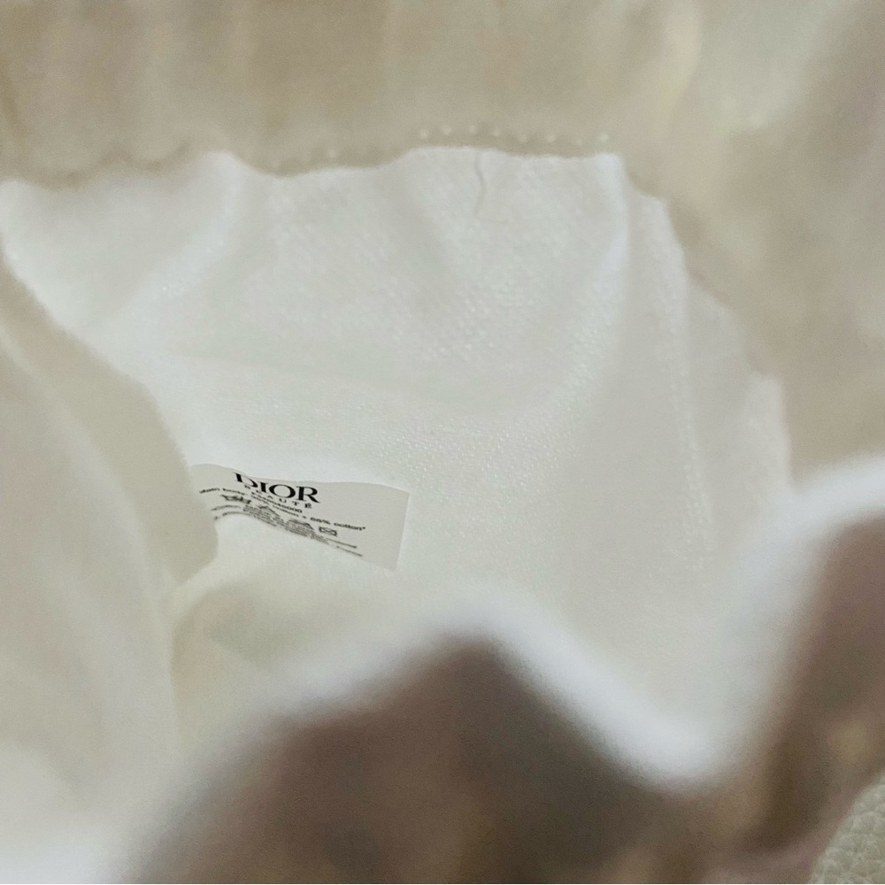 Dior Cream Fabric small drawstring pouch with gold font Dior - Picture 3 of 3